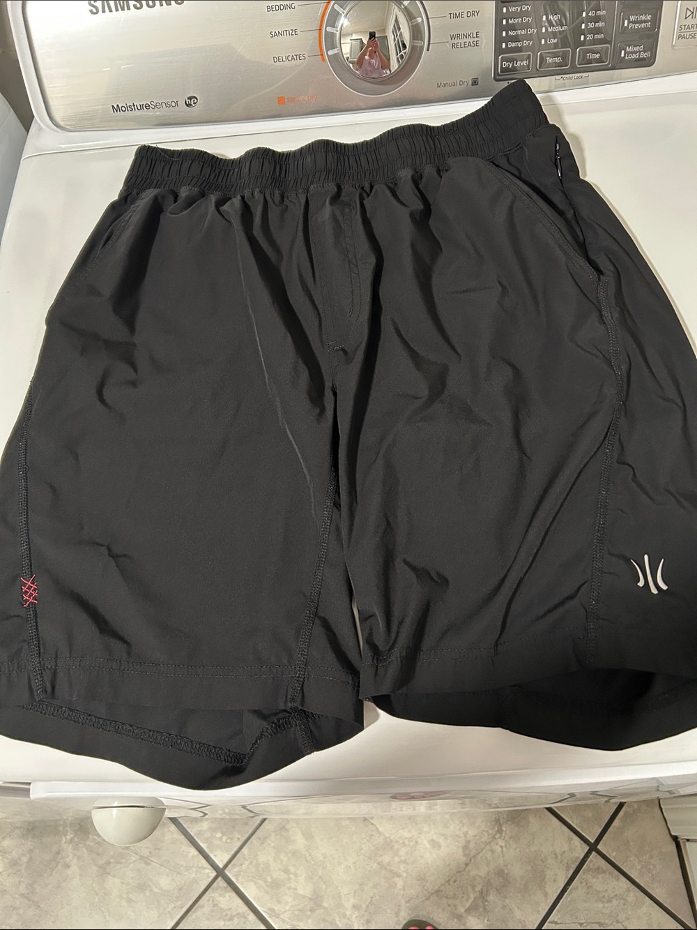 Rhone Men’s Black Athletic Shorts 9” inseam Medium